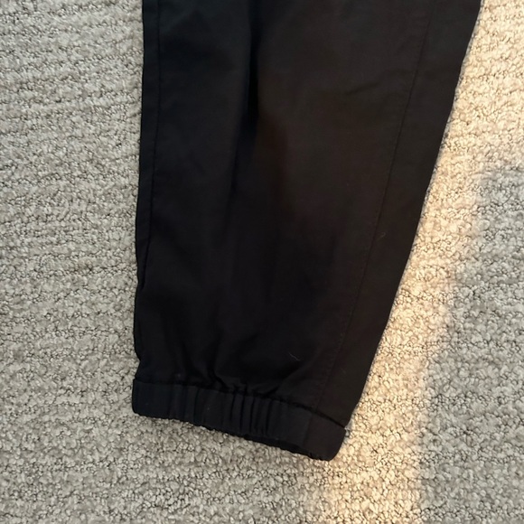 Levi’s crop pants - Picture 3 of 4